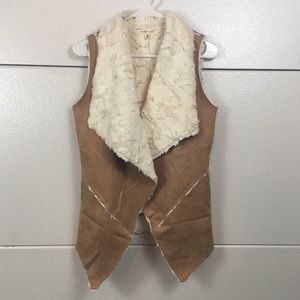 Sherpa Lined Double Zero Tan Vest Size Small